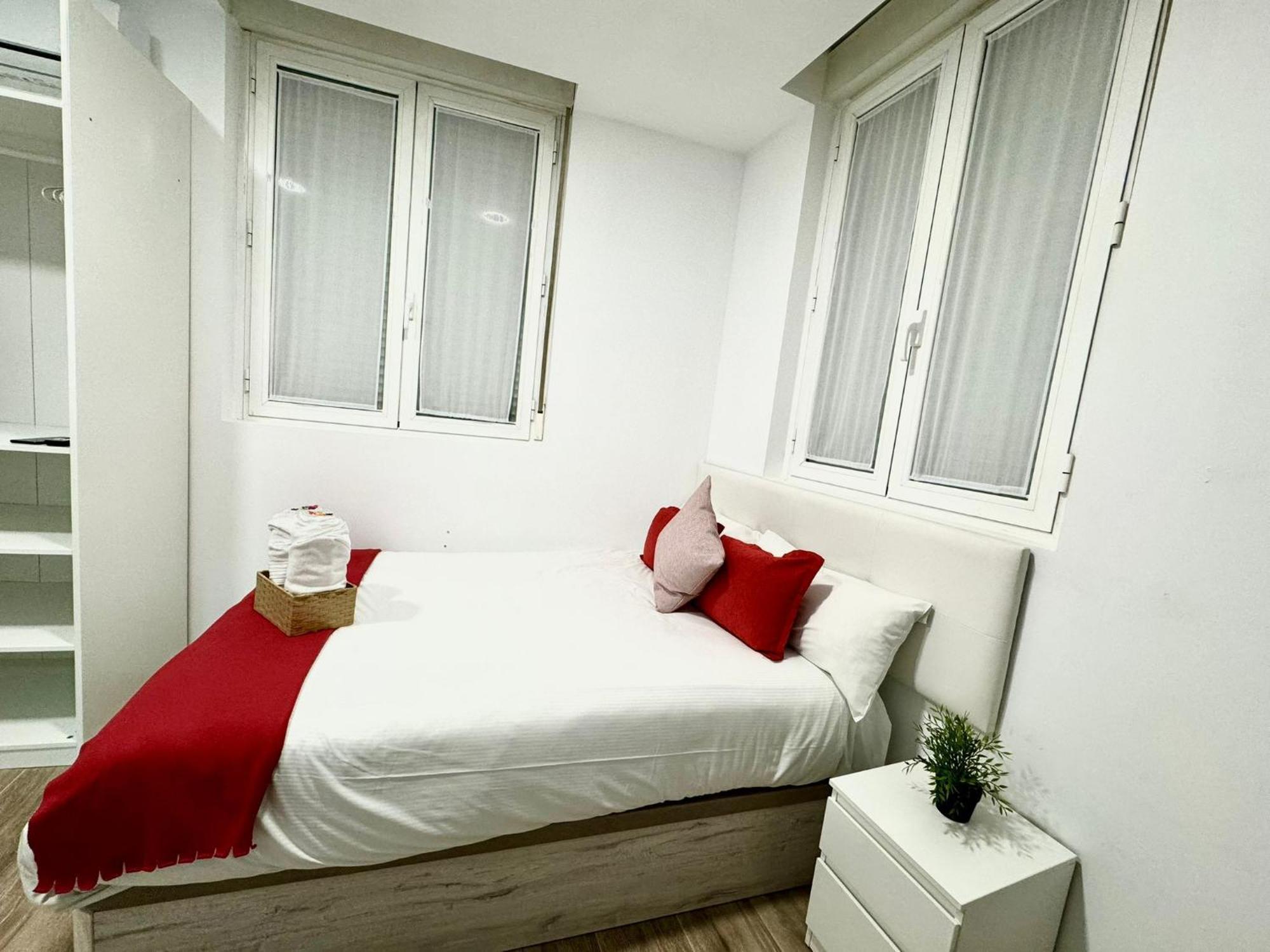 Apartamentos Madrid Connection - Universidad By Oshun Apartments Ngoại thất bức ảnh