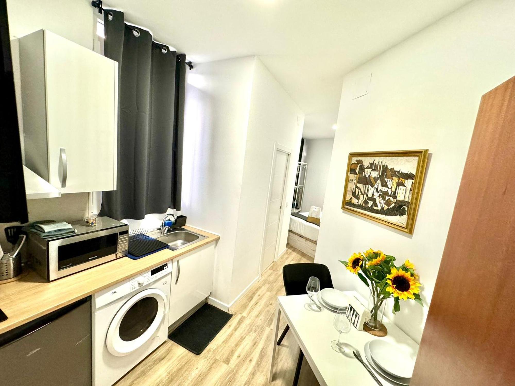 Apartamentos Madrid Connection - Universidad By Oshun Apartments Ngoại thất bức ảnh