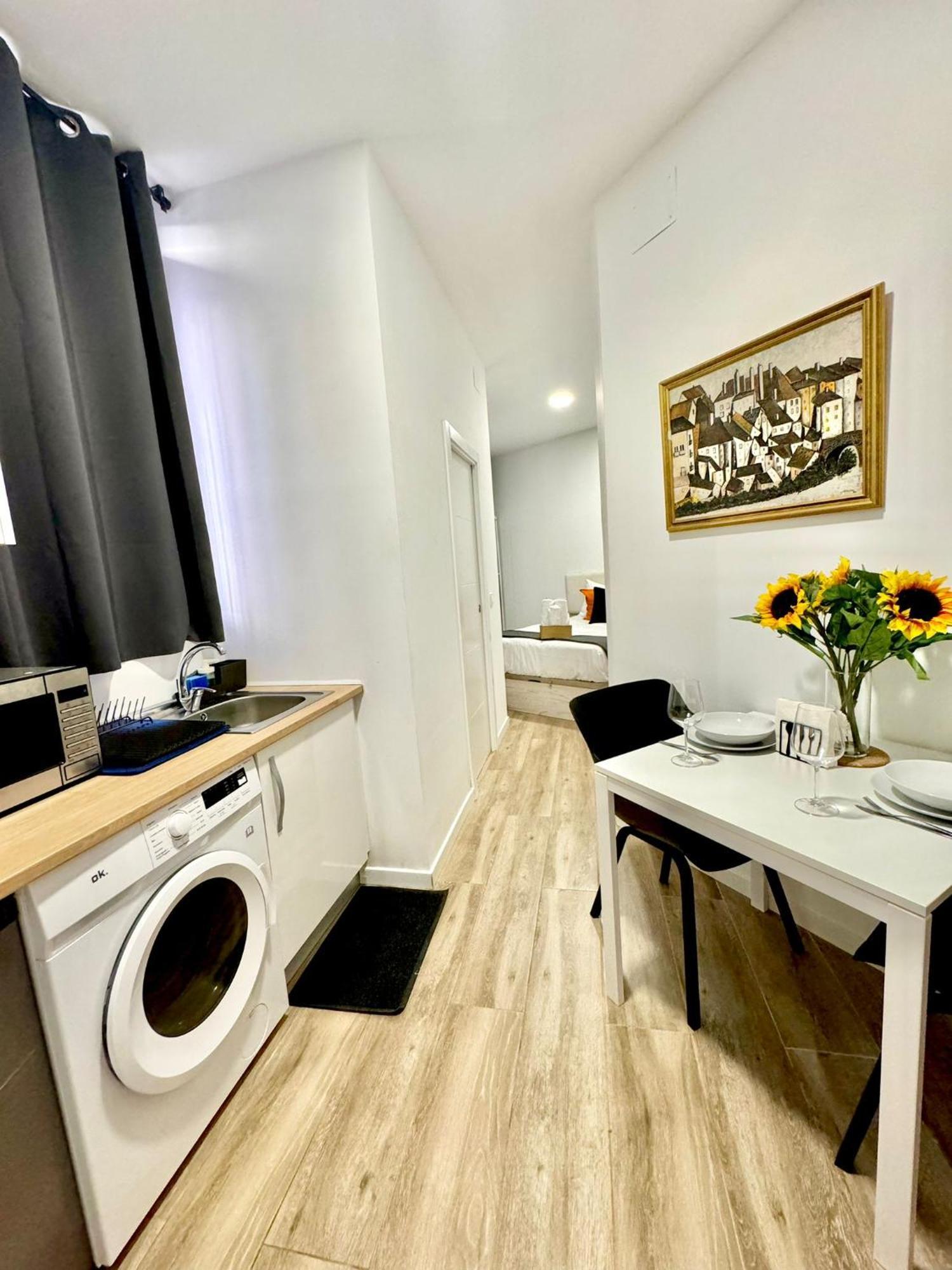 Apartamentos Madrid Connection - Universidad By Oshun Apartments Ngoại thất bức ảnh