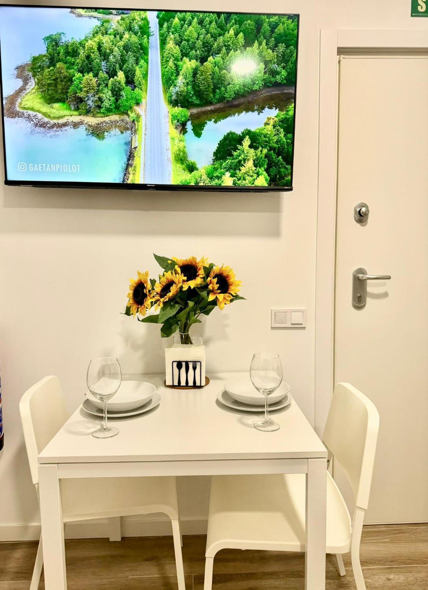 Apartamentos Madrid Connection - Universidad By Oshun Apartments Ngoại thất bức ảnh